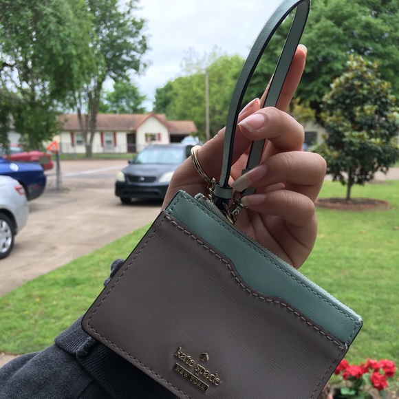 Kate Spade ♠️♥️ - Picture 3 of 8